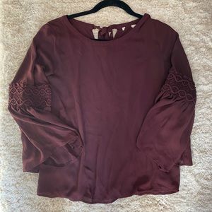 Maroon top